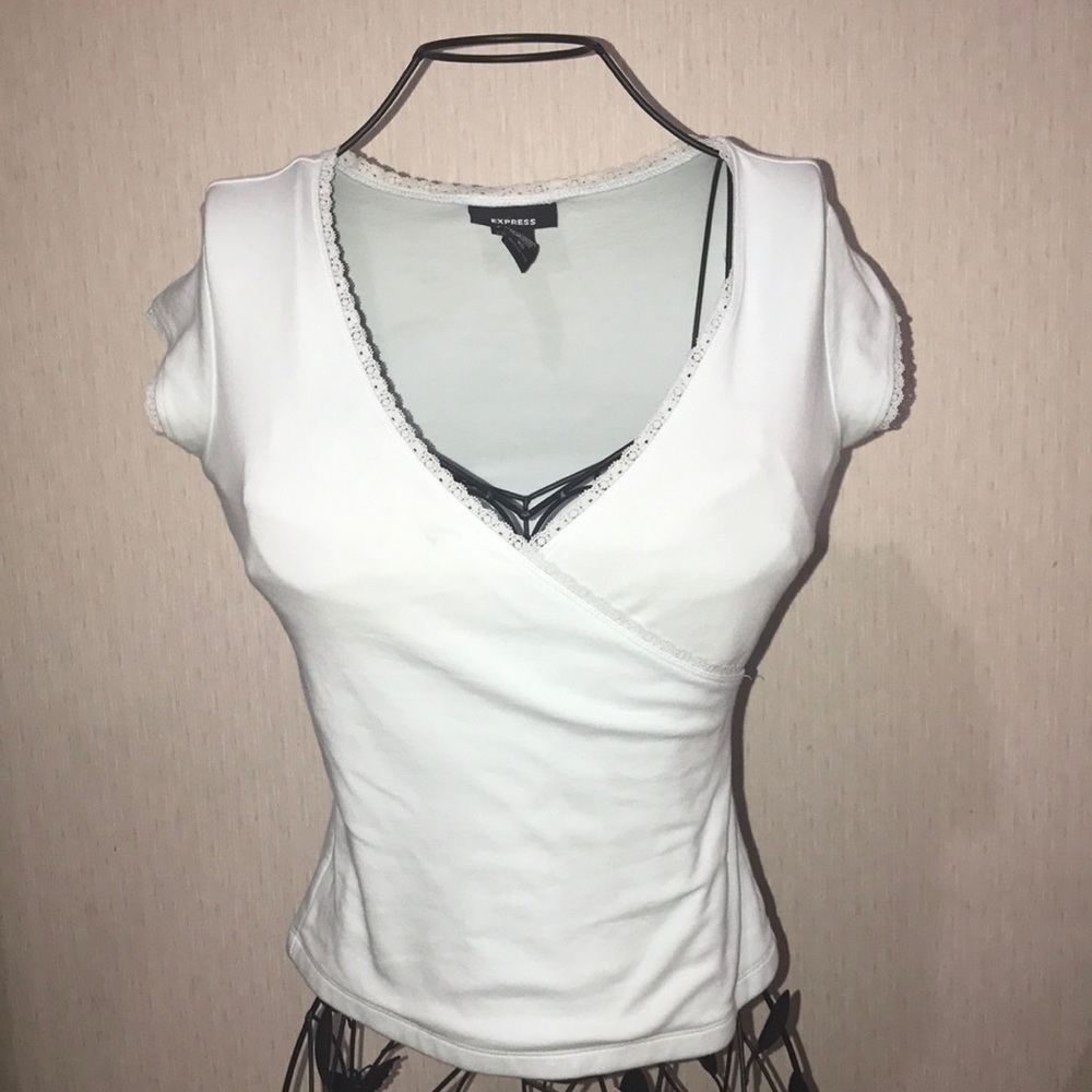 Express Low Cut Top